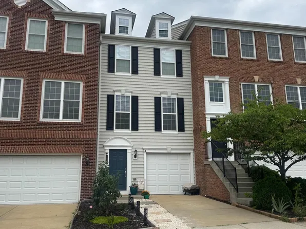 42703 Wilmar Sq, Ashburn, VA 20148