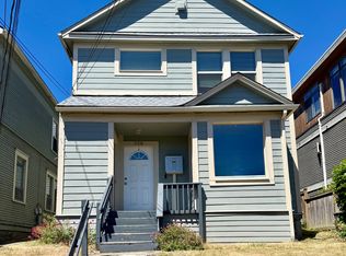 556 Ward St #L, Seattle, WA 98109