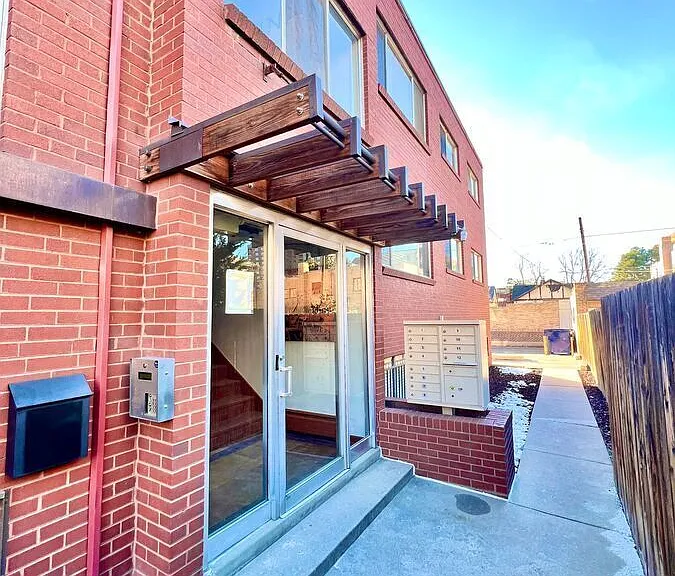 65 N Ogden St #101 — Photo 6