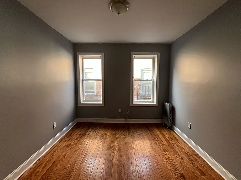 102-06 Kennedy Blvd #15E — Photo 2