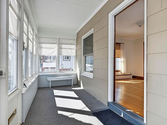 3rd image of 47 Elsmere Avenue