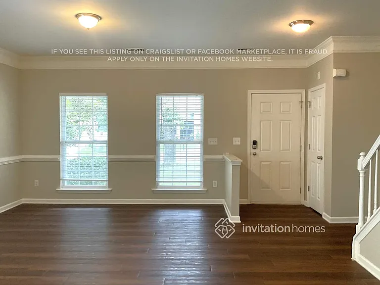 3709 Wingfield Dr — Photo 2