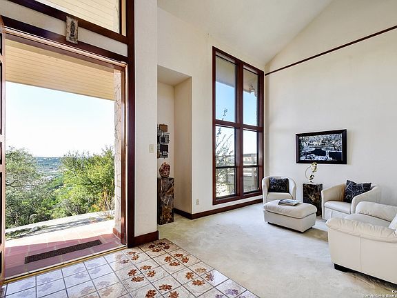 4th image of 17050 Sunridge Pt
