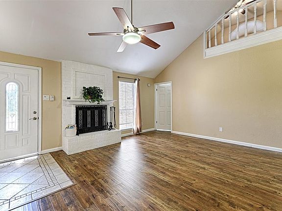 2nd image of 3225 Sailmaker Ln