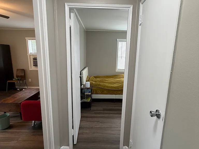 1110 E Michigan Ave #1 — Photo 14