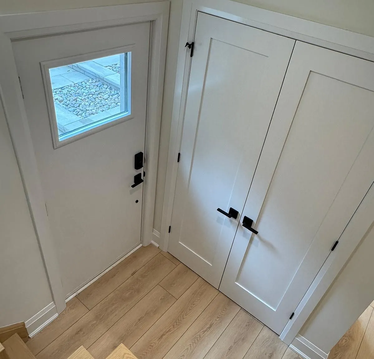 3 bed, $4,380 — Photo 2