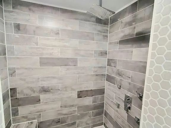 2nd image of 7236 W State St