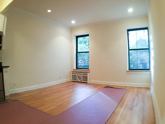 Rented by Francine Realty | media 12