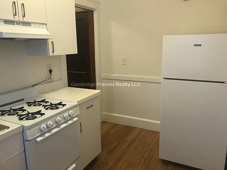 154 Summer St #3 — Photo 16
