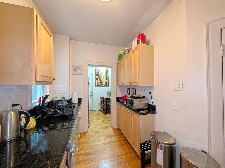 18 Chandler St #1 — Photo 12