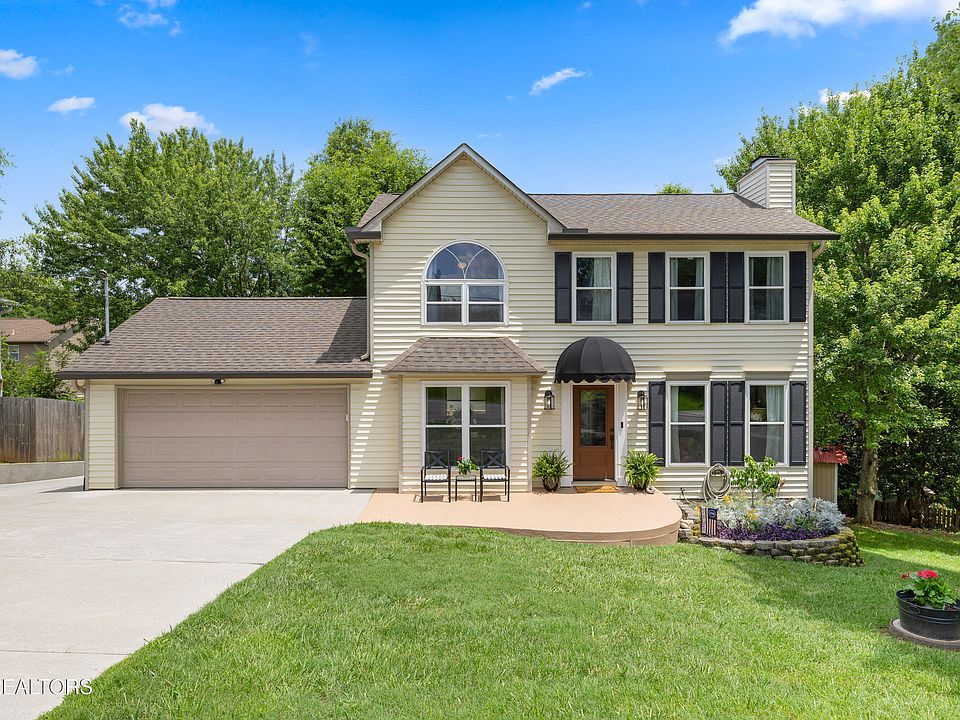 1st image of 8821 Quails Bend Ln