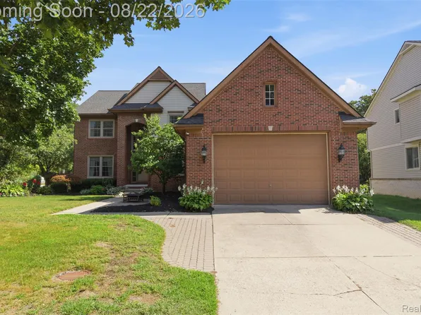 1188 Trailside Blvd, Wixom, MI 48393