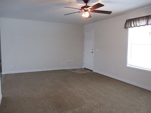5th image of 5036 Presidential Ln
