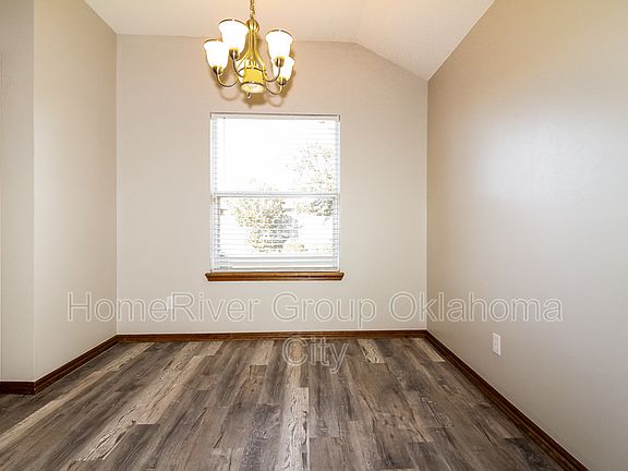 4th image of 4009 Western Heights Ave