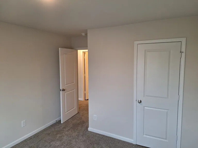 725 Gatestone Ln — Photo 30