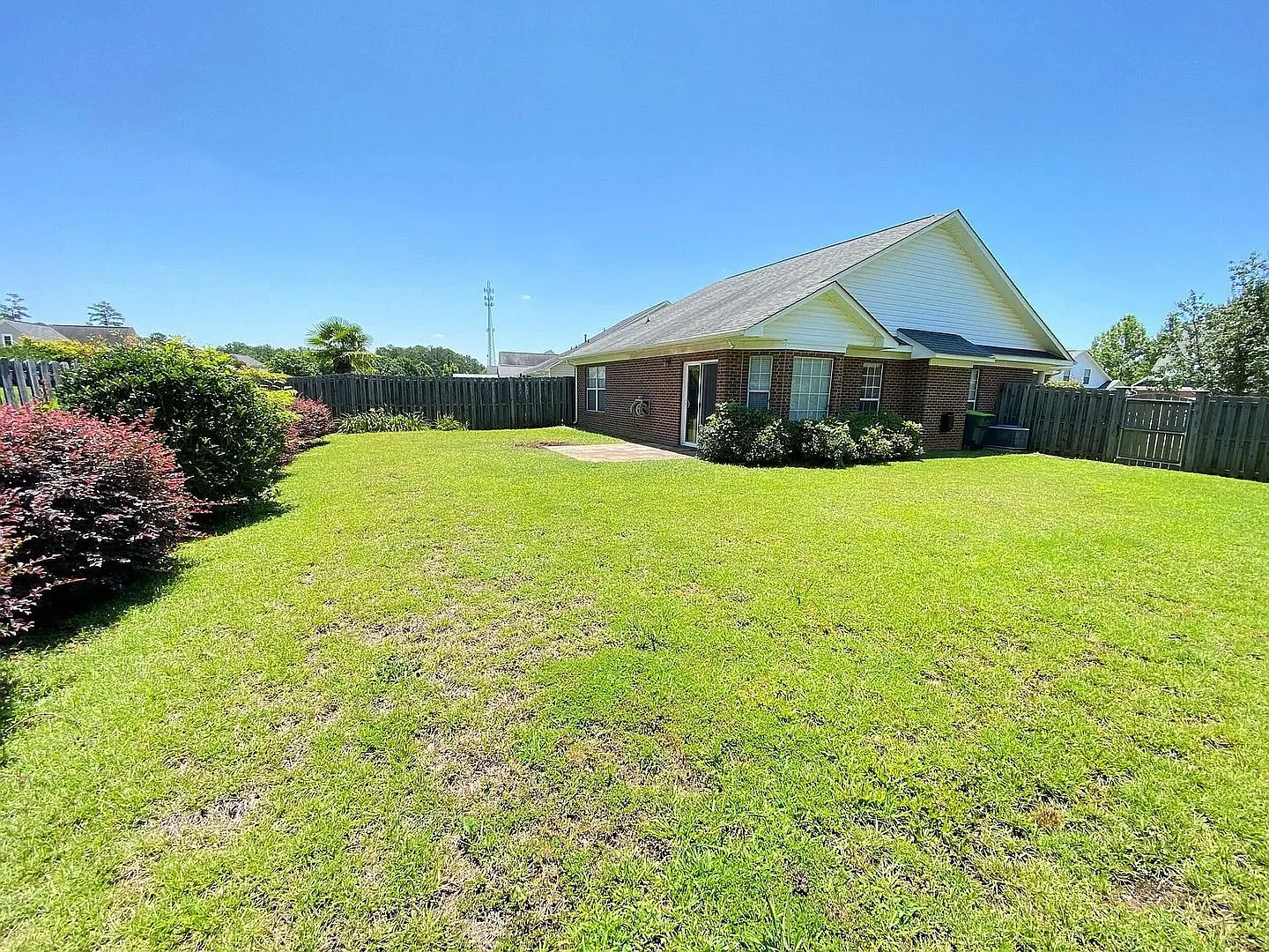 2 bedroom 2 bath ranch home in Saluda River Club — Photo 3