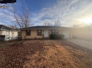 8813 E 111th St, Kansas City, MO 64134