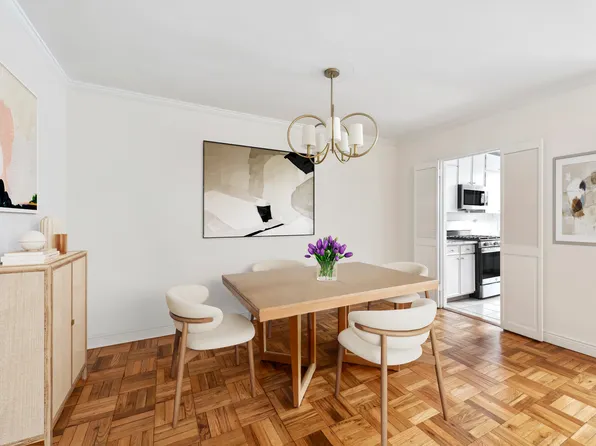 500 East 83rd Street 3D image 2 of 10