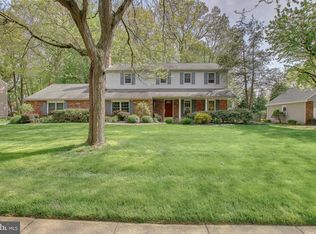 379 Robin Hood Dr, Yardley, PA