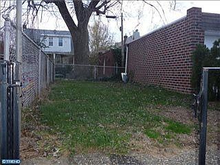 3rd image of 1228 Englewood St