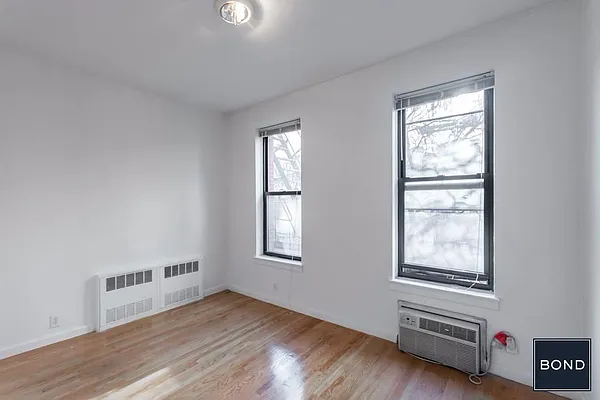 Rented by Bond New York | media 3