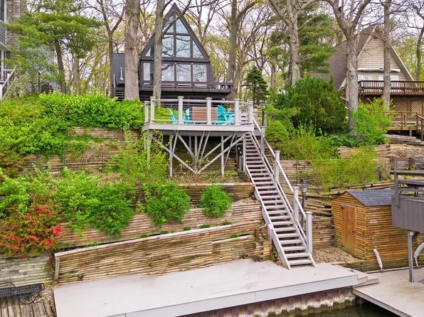 7602 N Sandy Beach Dr, Monticello, IN 47960