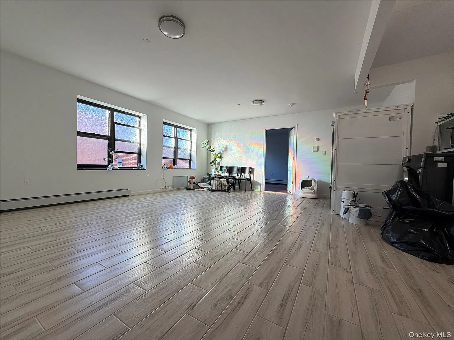 3 bed, 1.5 bath, 900 sqft, $3,500 — Photo 3