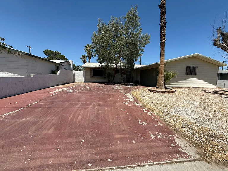 5908 Carmen Blvd — Photo 18