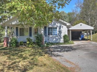 525 Meadow Brook Ave, Jonesborough, TN 37659