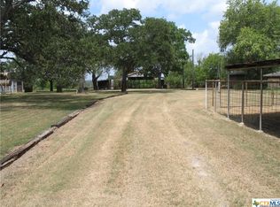 5336 County Road 444, Waelder, TX 78959