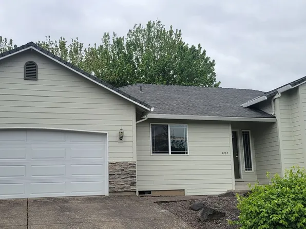 3267 NE Grandhaven Dr, McMinnville, OR 97128