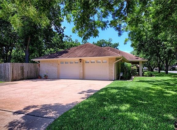 4th image of 303 Cherrywood Cir