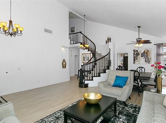 5th image of 14179 Dartmouth Ct