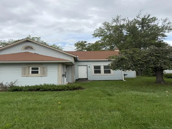 264 Cass Ave, Mount Clemens, MI 48043