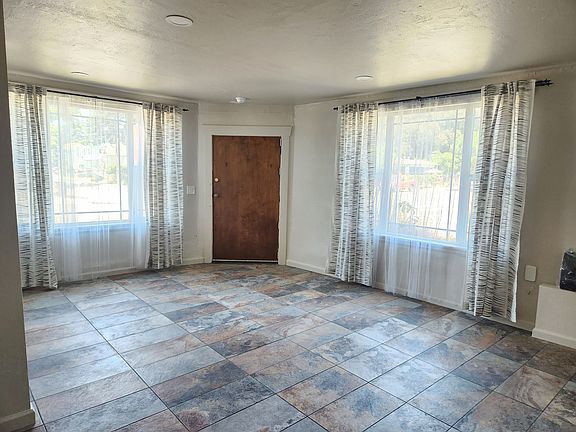 well-lit living room gets plenty of sunlight without the heat