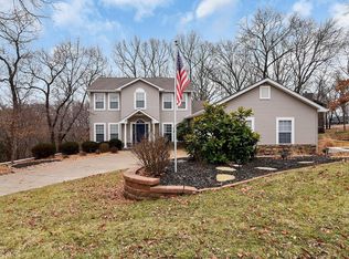 1524 Paradise Valley Dr, High Ridge, MO 63049
