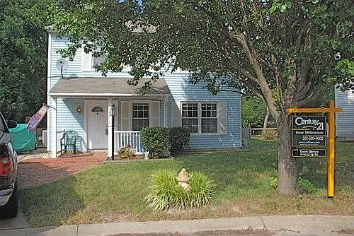 4018 Blackbird Ct photo 1