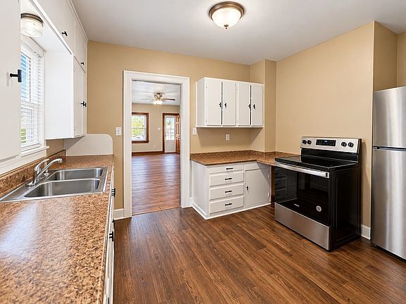 4th image of 1508 S Pattie Ave
