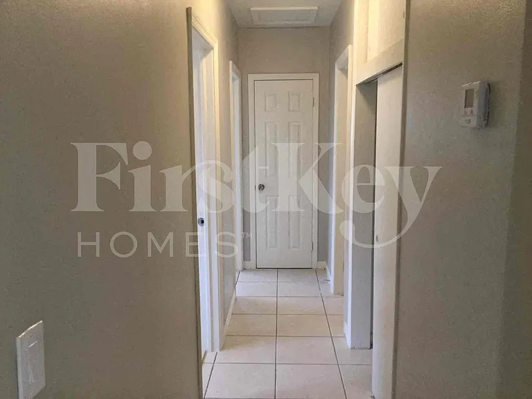 980 NW 182nd St — Photo 10