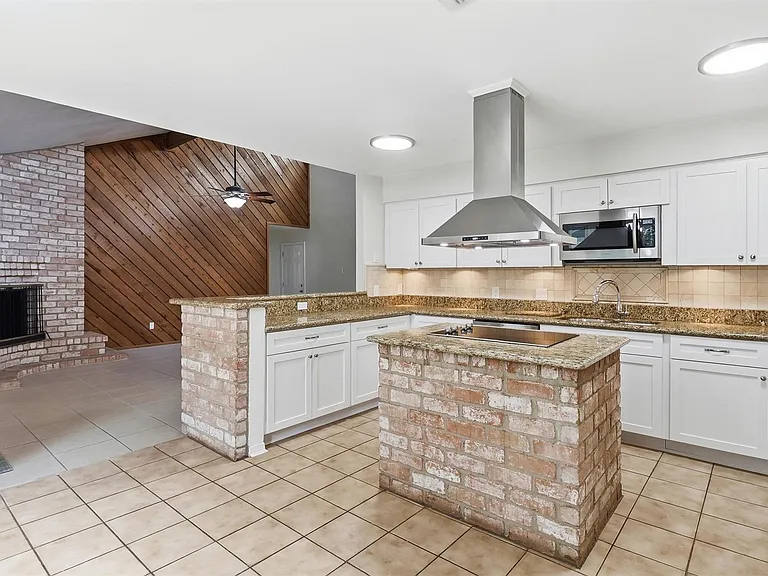 22411 Waynoka Rd — Photo 11