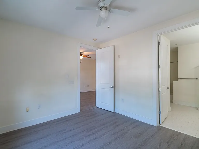1101 W 1st St #208 — Photo 34