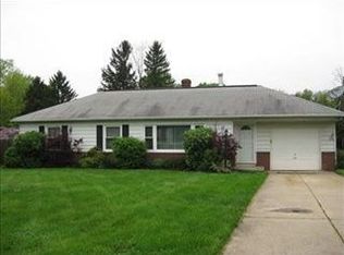 9989 Johnnycake Ridge Rd, Concord Township, OH 44077