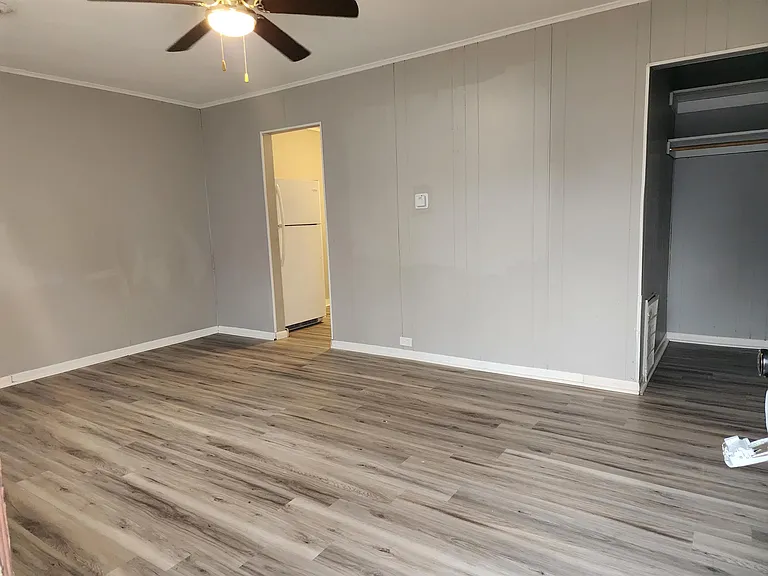 1609 N Olive St — Photo 9