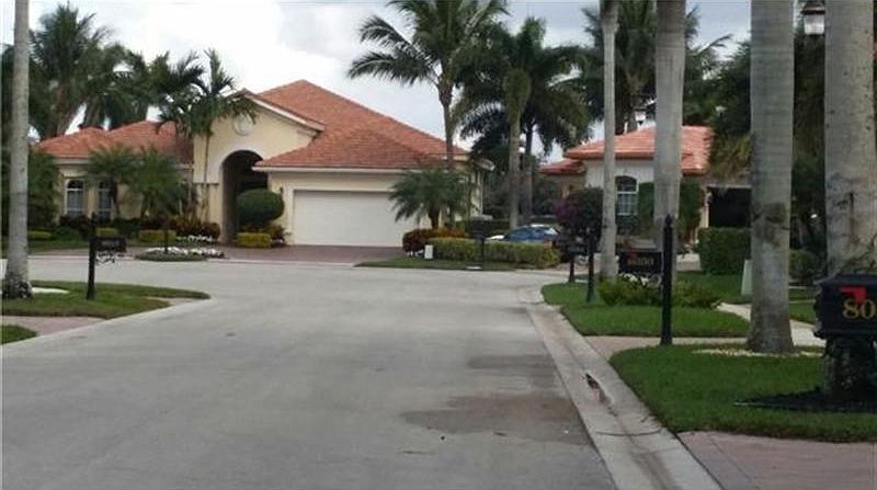 2nd image of 8042 Laurel Ridge Ct