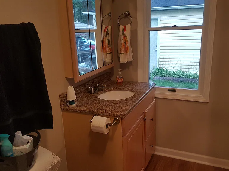 Fully remodeled bathroom