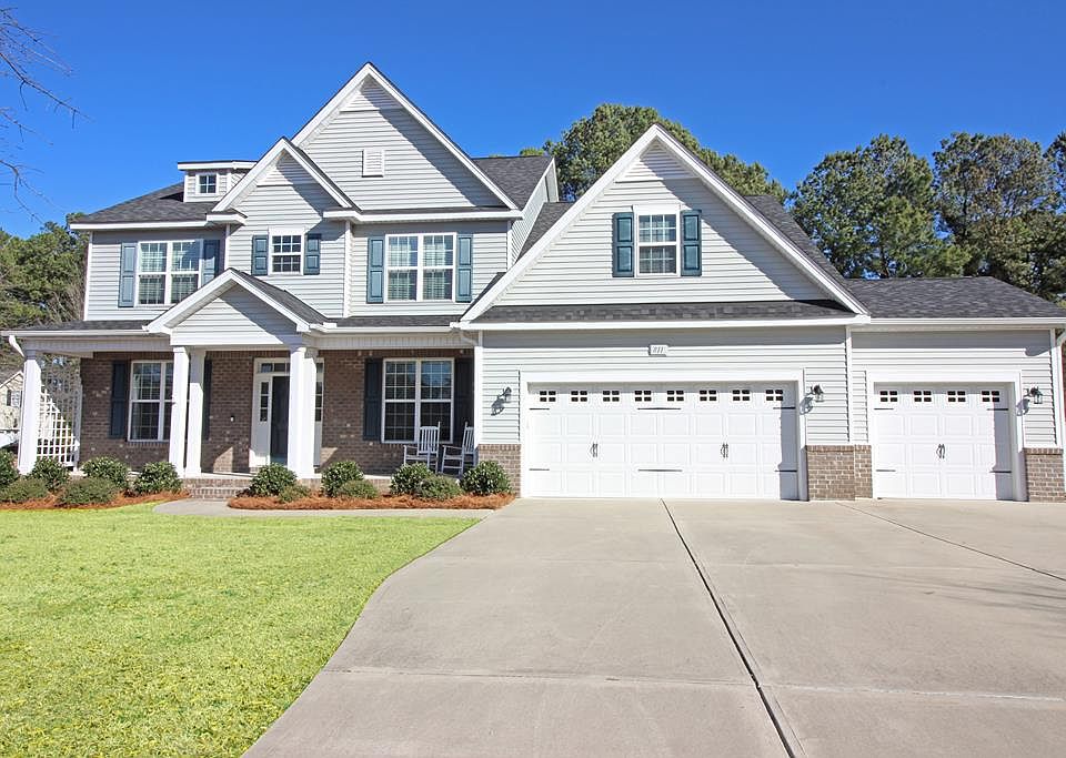 1st image of 811 S Baines Pl