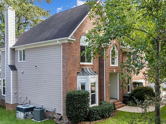 4th image of 214 Windhover Dr