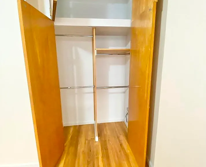 304 Pleasant Ave #2R — Photo 5