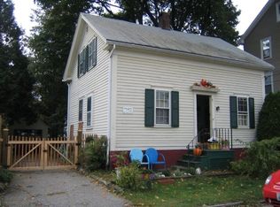 11 Clarendon Ave, Providence, RI 02906