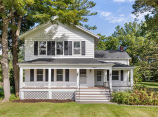 1904 Penfield Rd, Penfield, NY 14526